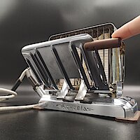 Elektrischer Toaster aus Metall